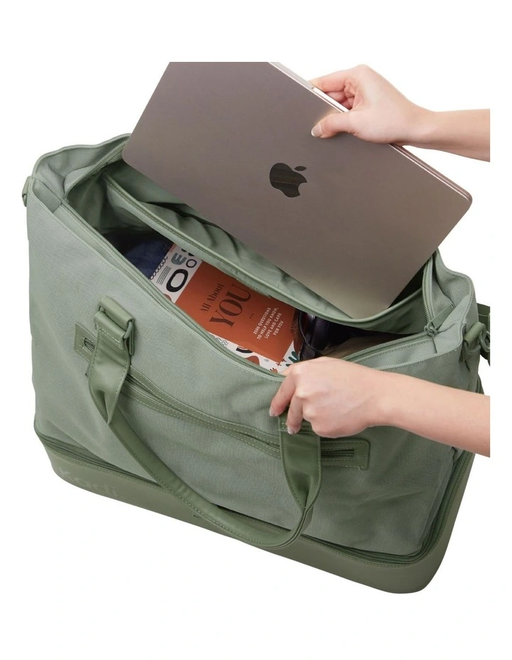 The Long Weekender in Olive image 3