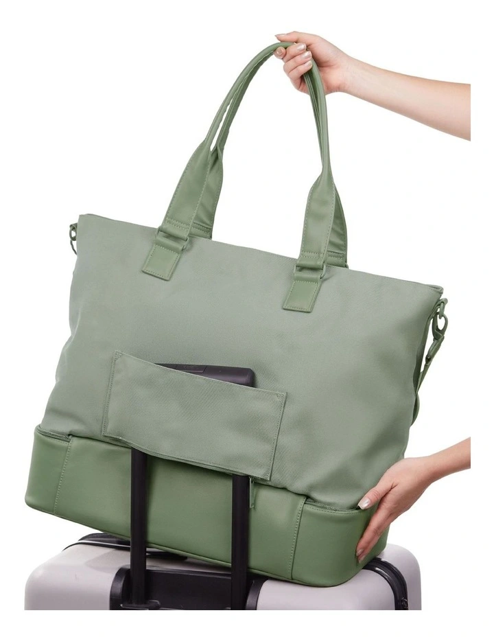 The Long Weekender in Olive image 7