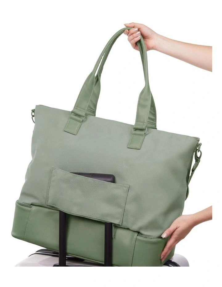 The Long Weekender in Olive image 7