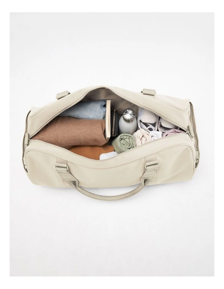 The Duffle in Ivory image 5