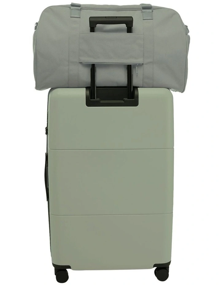 The Duffle in Olive image 4