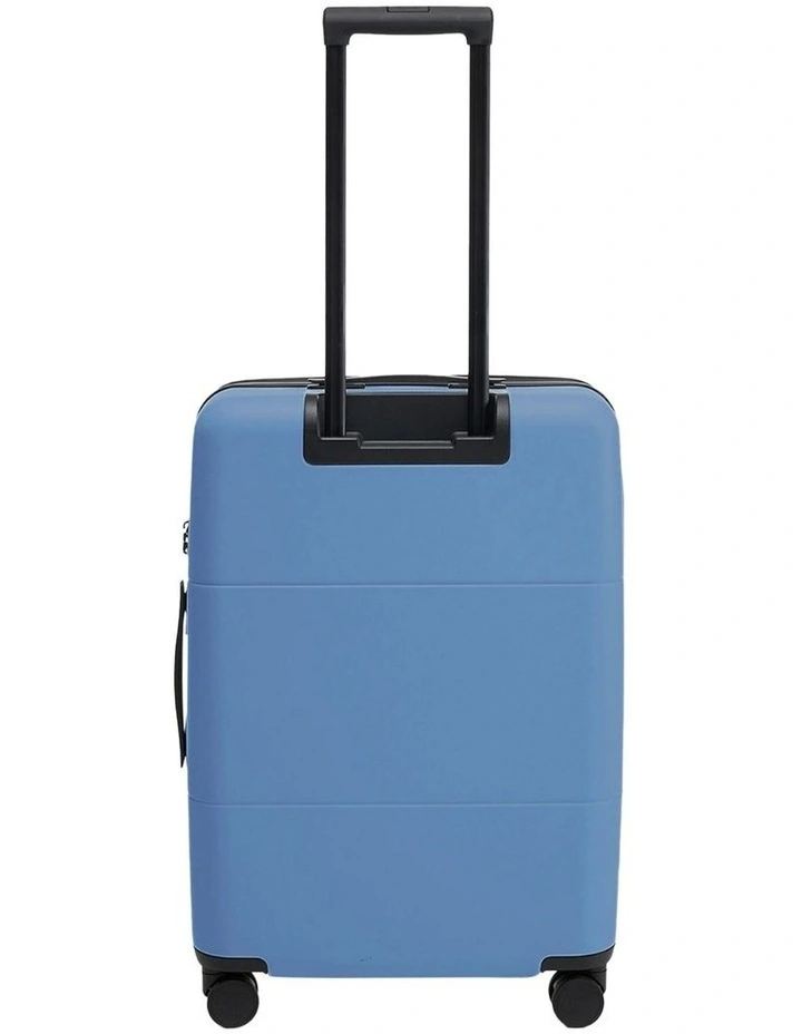 Medium Check-in Suitcase 66.5cm in Midnight Dusk image 4
