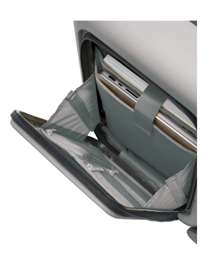 Carry-on Business Suitcase 55.5cm in Pebble image 4