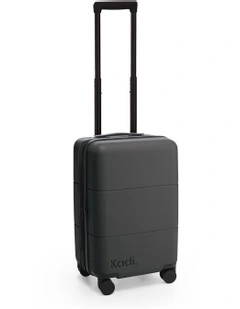 Carry-on Leisure Suitcase 55.5cm in Charcoal