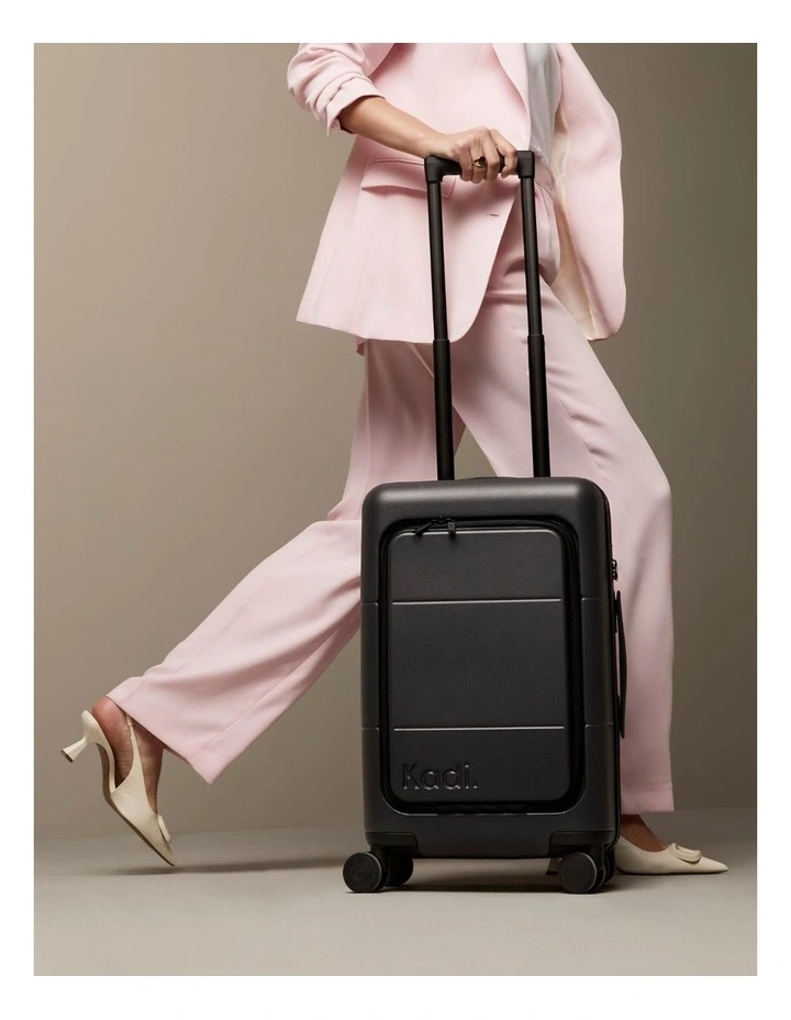 Carry-on Leisure Suitcase 55.5cm in Charcoal image 3