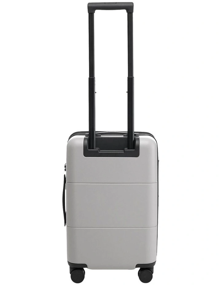 Carry-on Leisure Suitcase 55.5cm in Pebble image 3