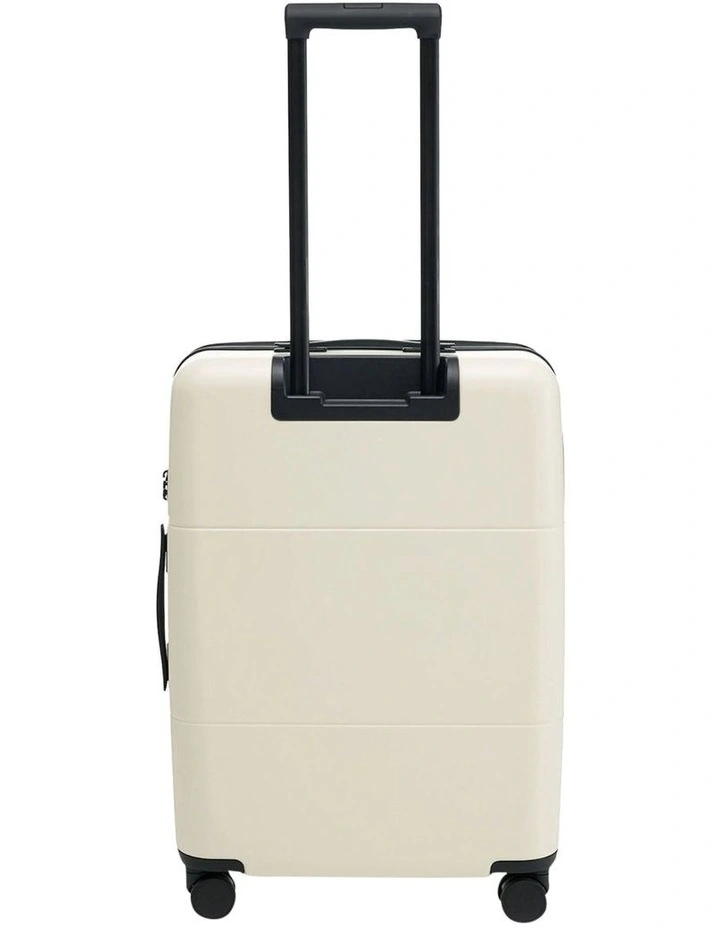 Medium Check-in Suitcase 66.5cm in Ivory image 3