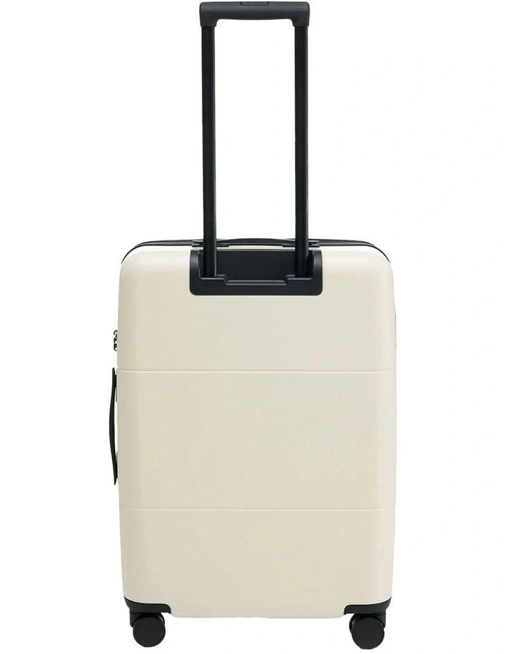 Medium Check-in Suitcase 66.5cm in Ivory image 4
