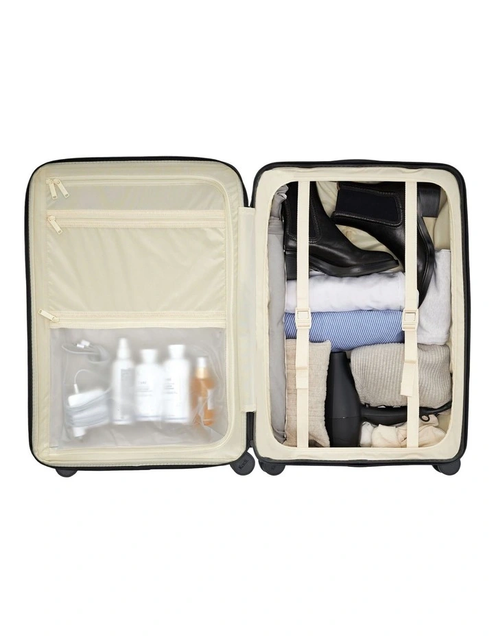Medium Check-in Suitcase 66.5cm in Ivory image 6