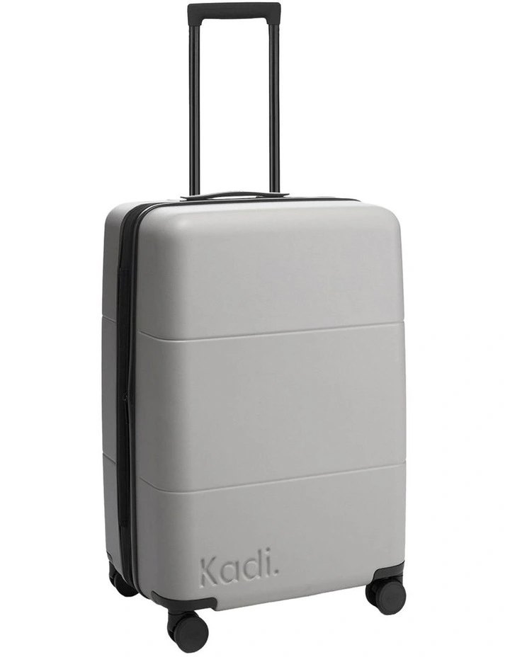 Medium Check-in Suitcase 66.5cm in Pebble image 1