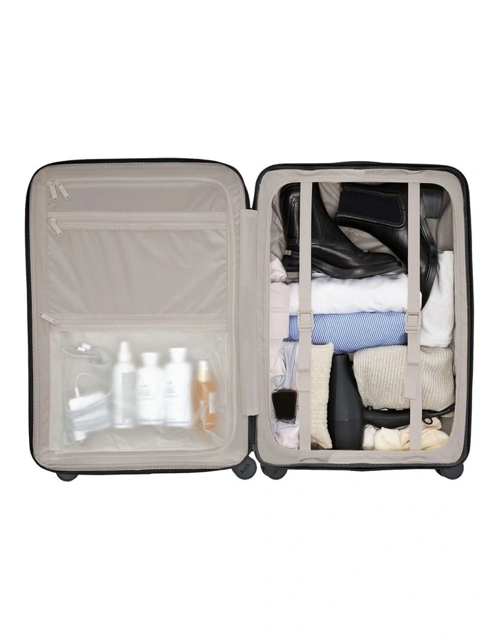 Medium Check-in Suitcase 66.5cm in Pebble image 6