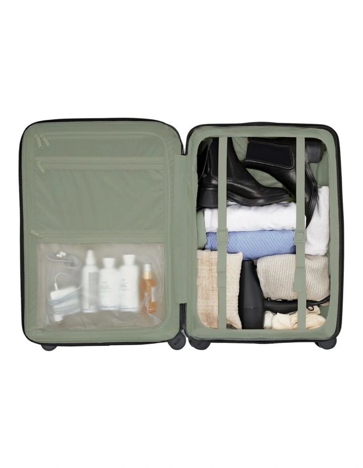 Medium Check-in Suitcase 66.5cm in Olive image 6
