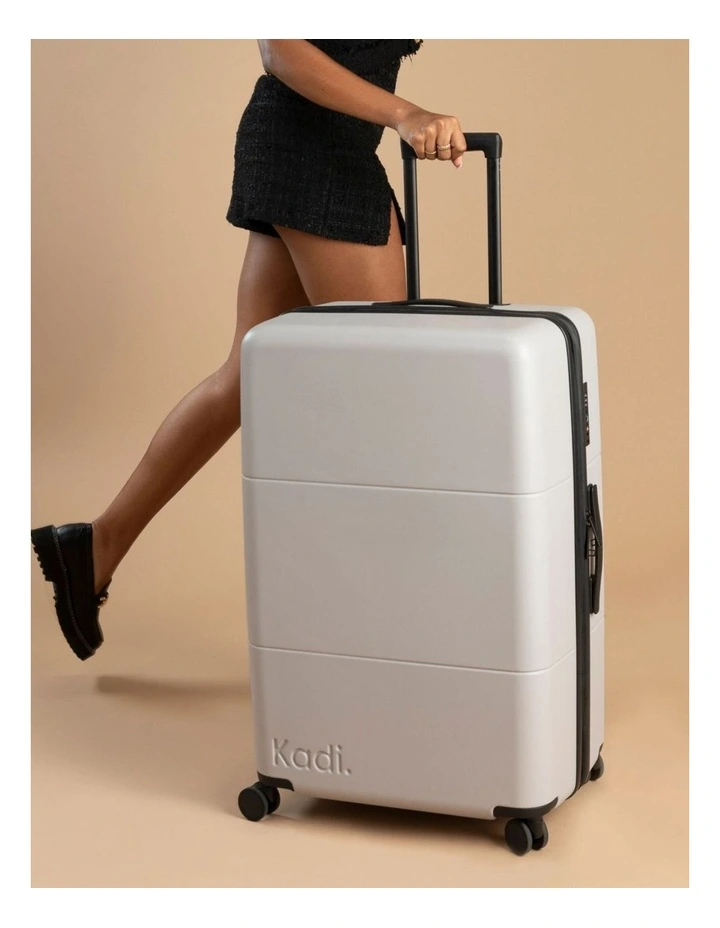 Large Check-in Suitcase 78.5cm in Pebble image 2
