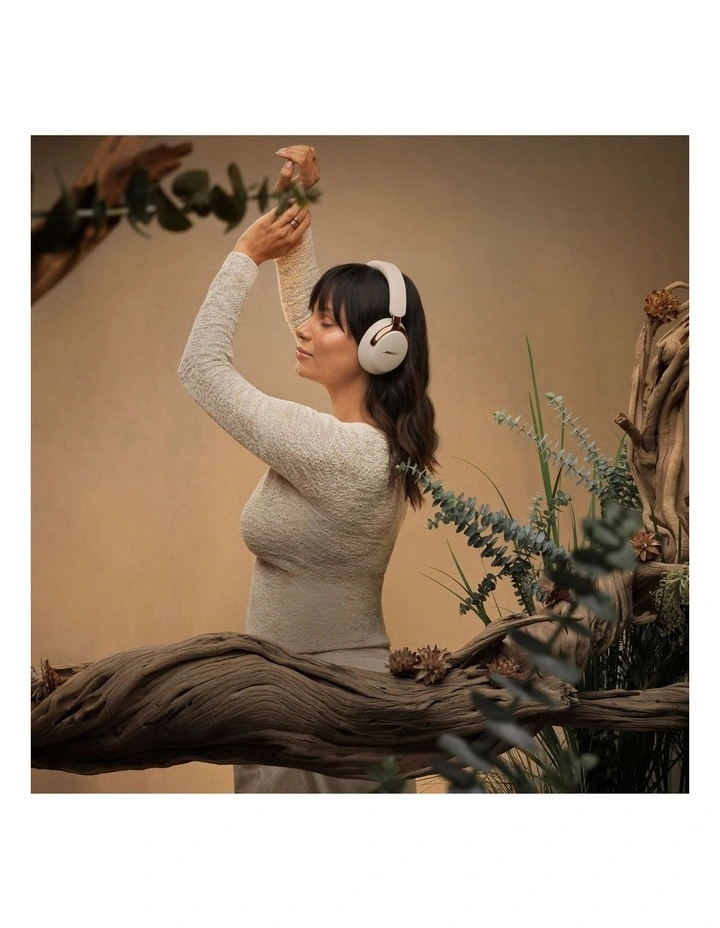 Quiet Comfort 890101-0500 Ultra Headphones 2nd Gen in Driftwood Sand image 7