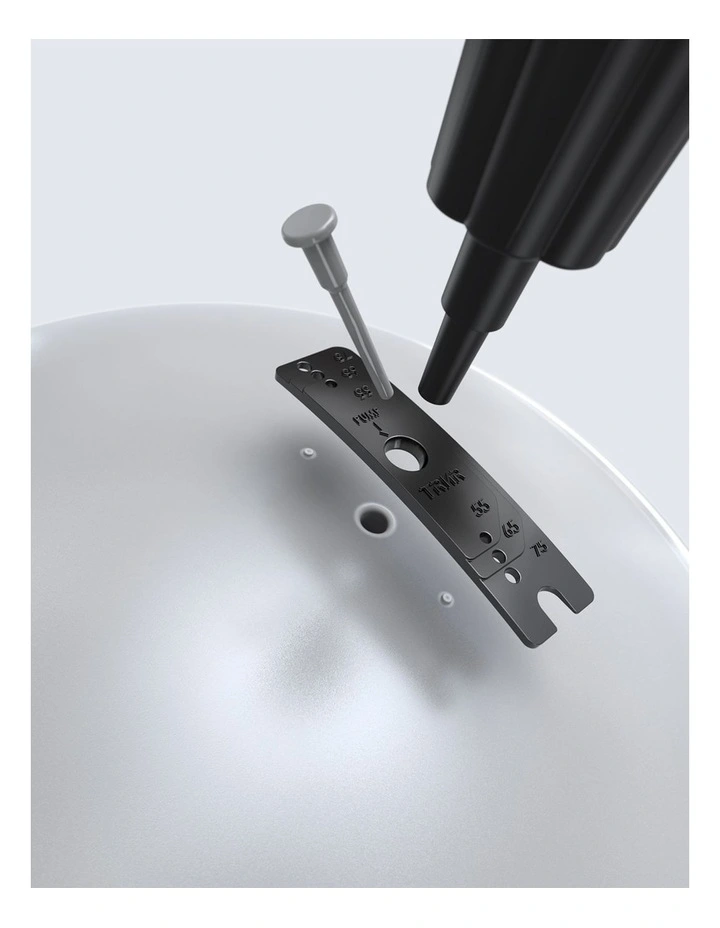 Gym Ball 65cm in Silver image 5