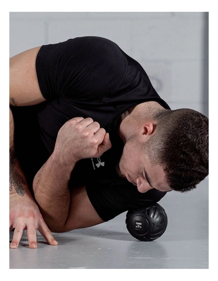 Massage Sphere in Black image 3