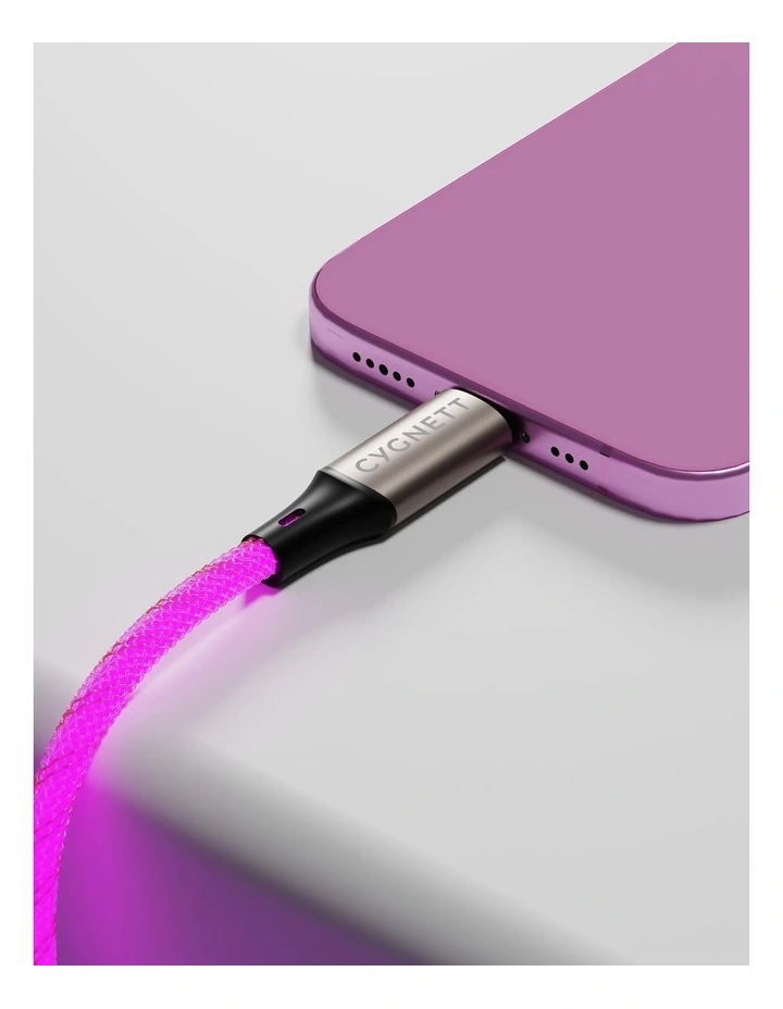 Illuminate USB-C to USB-A 1.2m Light Up Cable CY5212PCUSA image 4
