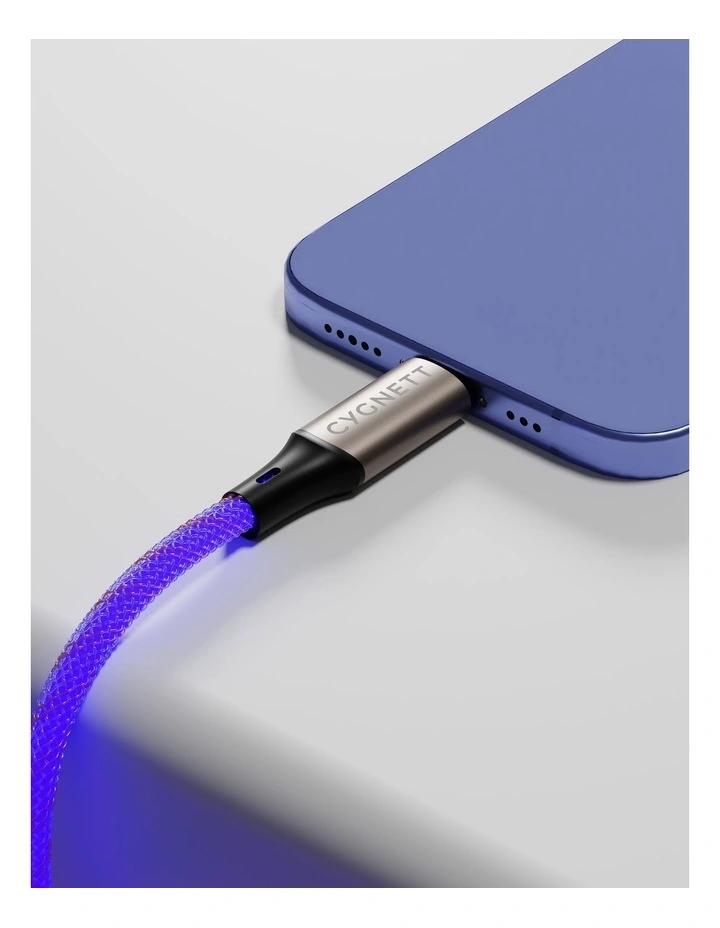 Illuminate USB-C to USB-A 1.2m Light Up Cable CY5212PCUSA image 5