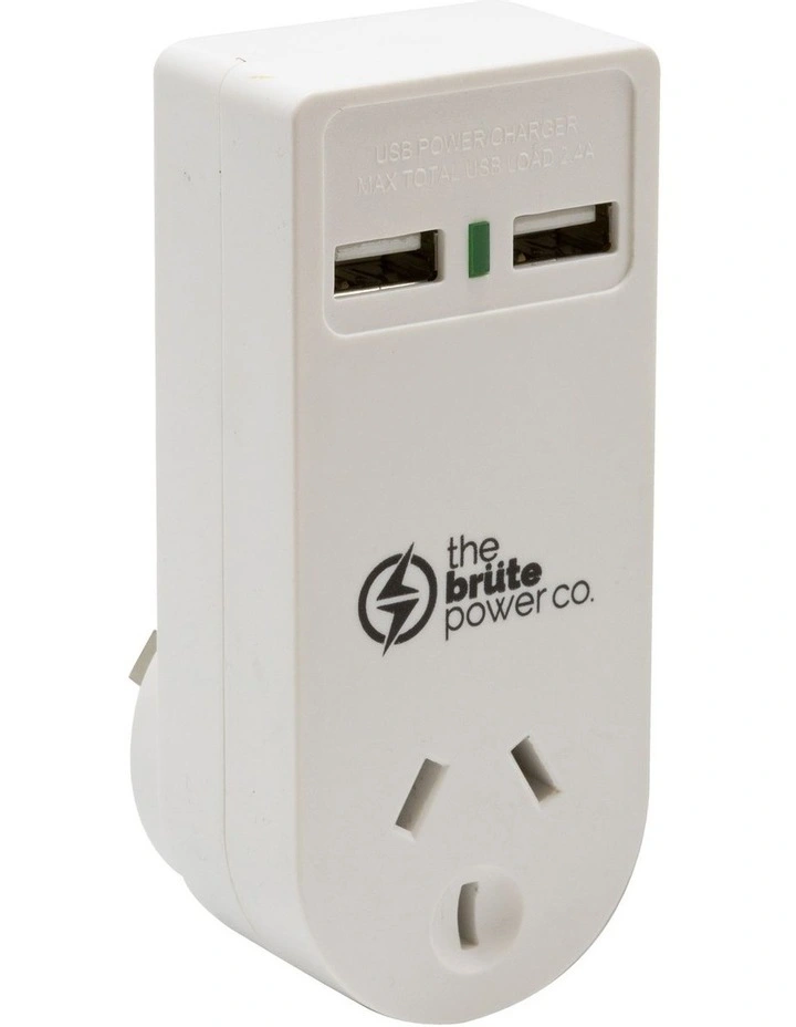 Adaptor with 1 Socket and 2 USB -White image 1