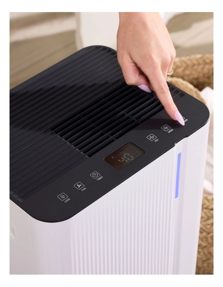 Compact Dehumidifier ACD216 16L in White image 2