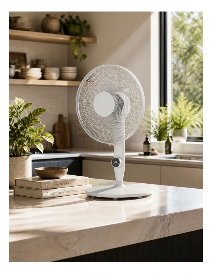 Whisper Quiet Desk Fan GPDF450 in White image 2