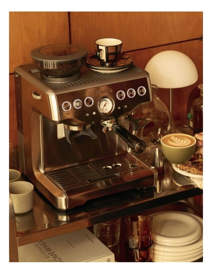 Breville Barista Express BES870BSS Coffee Machine image 4