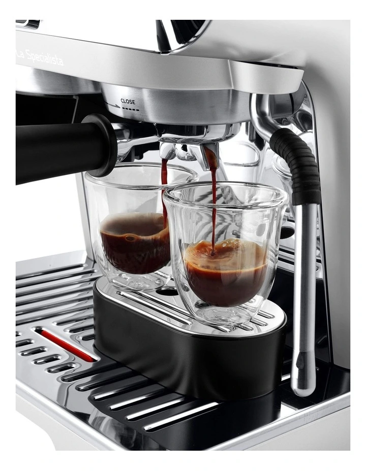 La Specialista Arte Evo with Cold Brew Coffee Machine (EC9255.WI) in White image 4