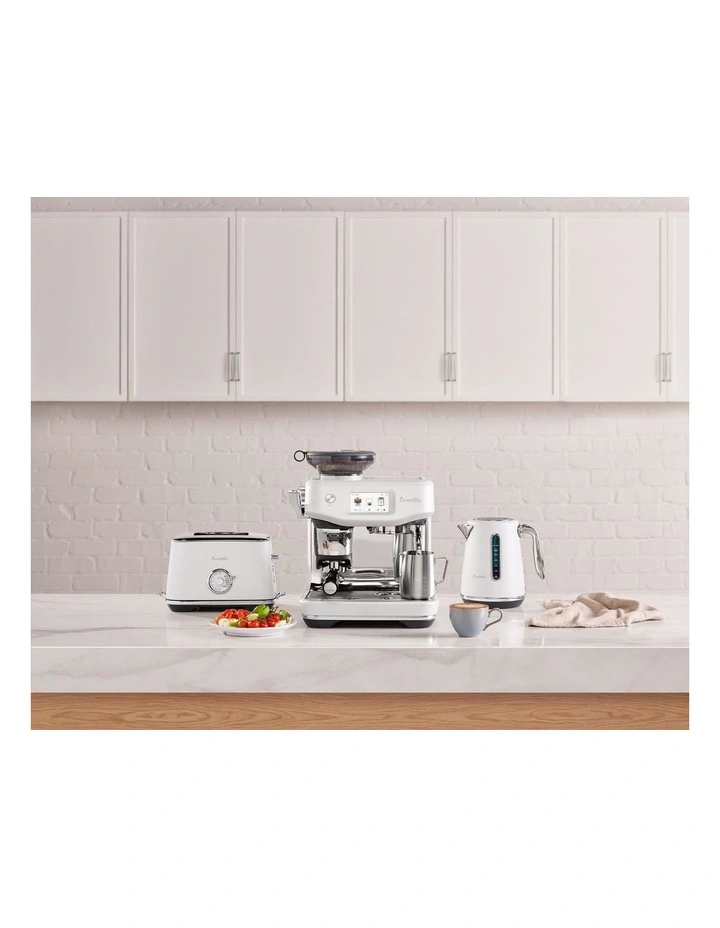 The Barista Touch Impress Coffee Machine BES881SST2IAN2 image 6