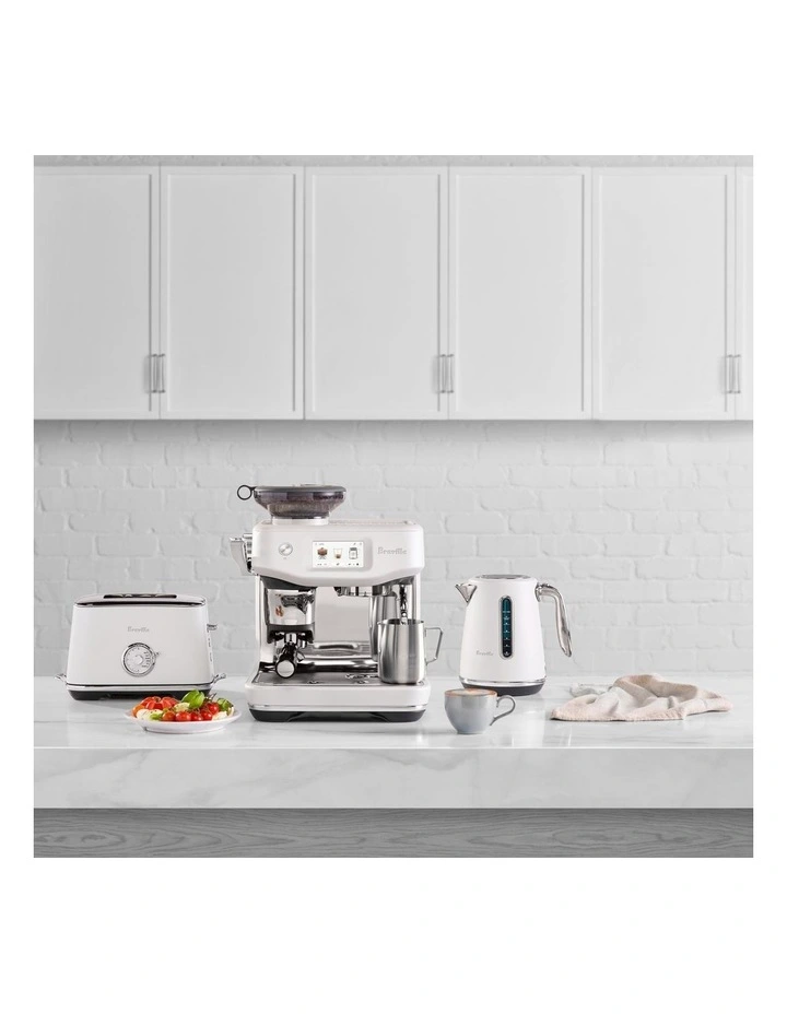 The Barista Touch Impress Coffee Machine BES881SST2IAN2 image 6