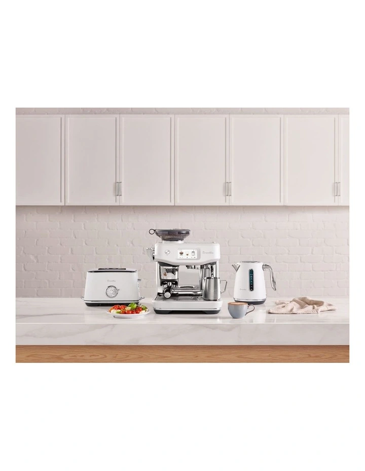 The Barista Touch Impress Coffee Machine BES881SST2IAN2 image 6