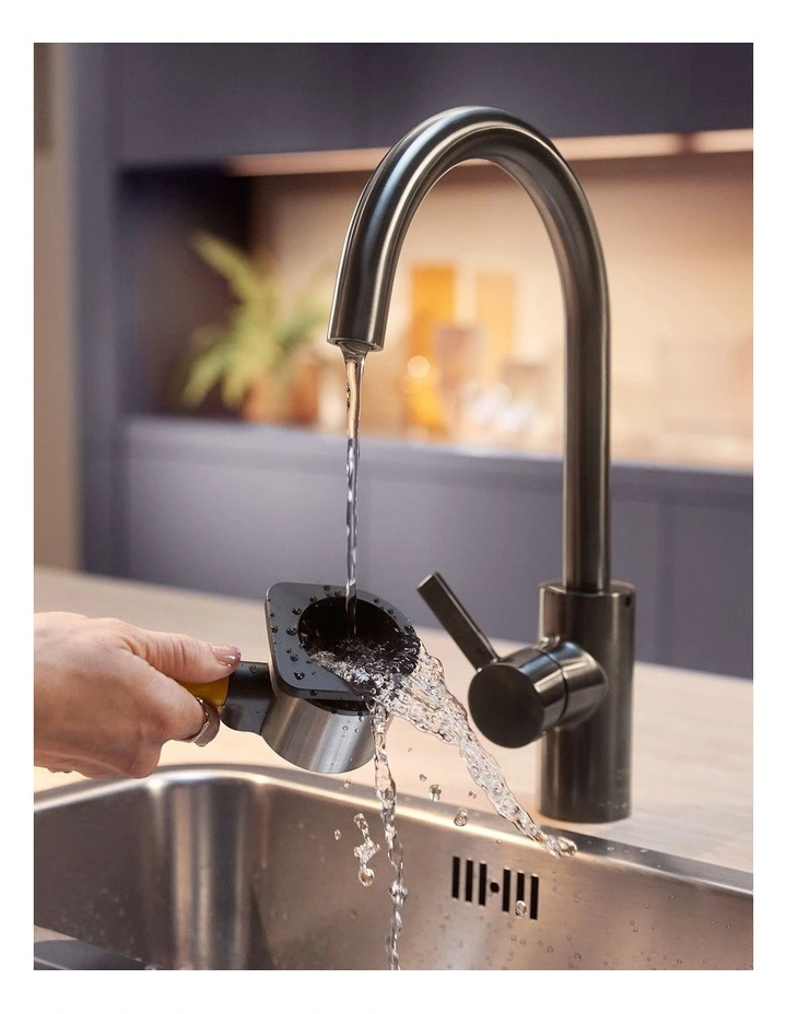 Baristina Espresso Machine BAR300/00 in Cloud White image 7