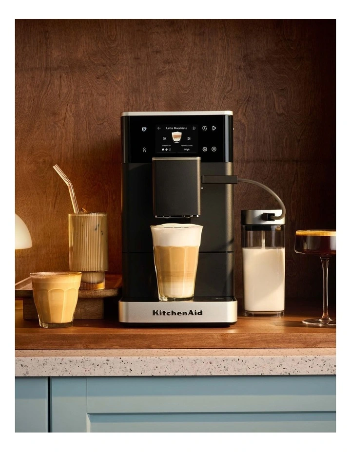 KF4 Fully Automatic Espresso Machine with Iced Coffee in Matte Black 5KES8454ABM image 2