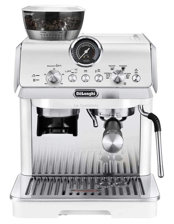 La Specialista Arte Evo with Cold Brew Coffee Machine in White EC9255W2 image 2