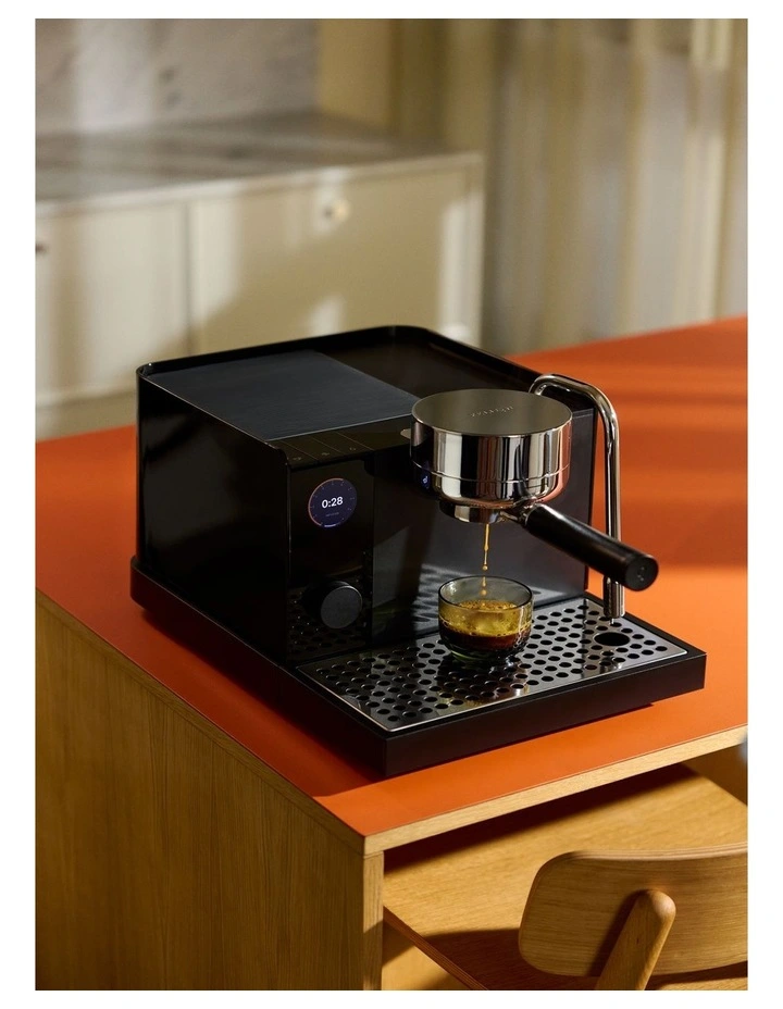 Espresso Series 1 in Black 51700 image 6