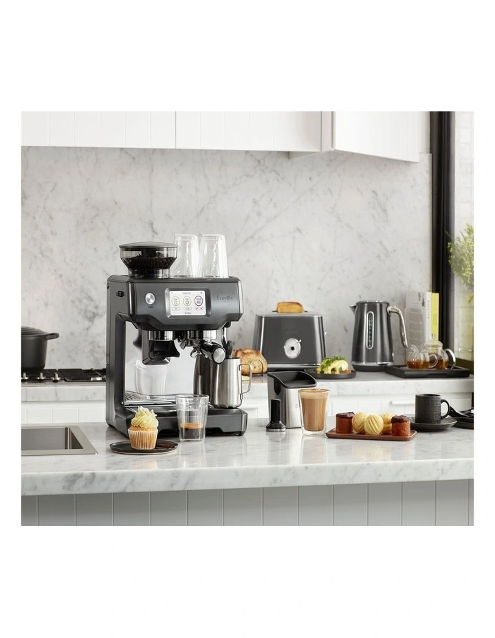 The Barista Touch Coffee Machine in Black Stainless Steel BES880BST4JAN1 image 5