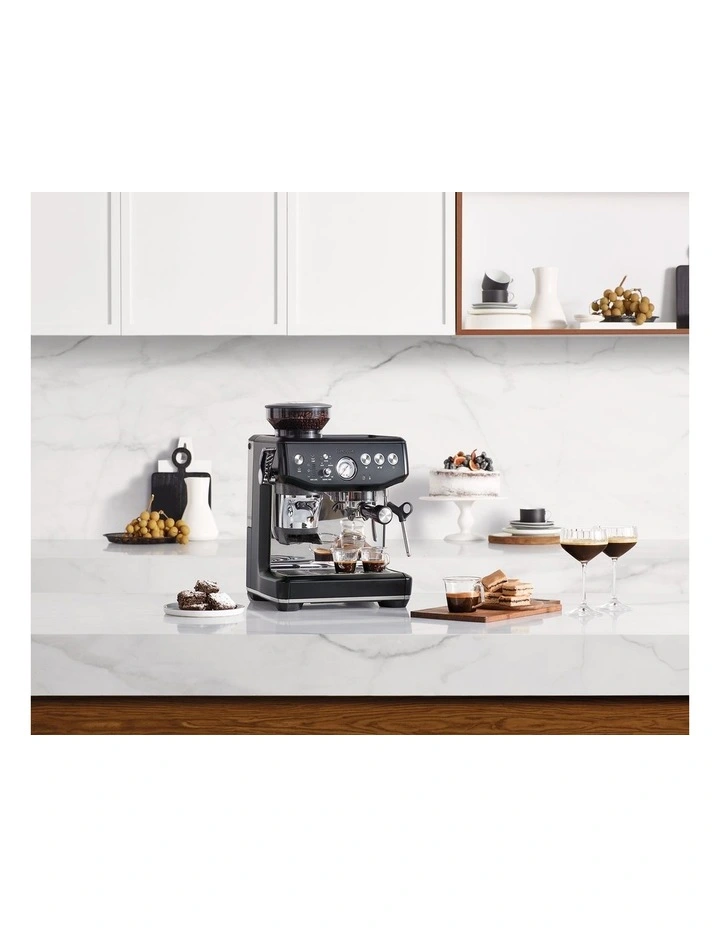 Barista Express ImpressBES876BTR4IAN1 in Black Truffle image 2