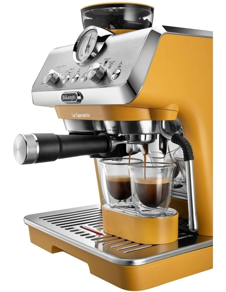 La Specialista Arte Manual Pump Coffee Machine image 3