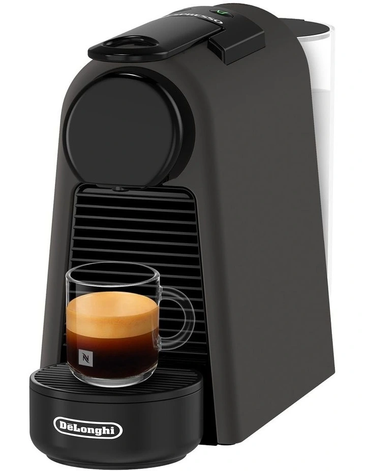 Nespresso Essenza Bundle Mini EN85.BKMTAE in Black image 4