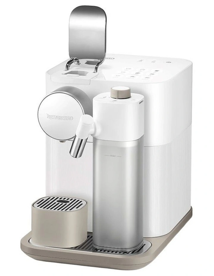 Gran Lattissima Automatic Capsule Coffee Machine in White EN640W image 3