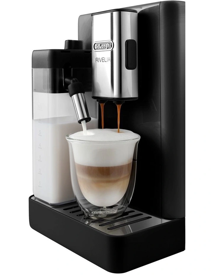 Rivelia With Cool Carafe Fully Automatic Coffee Machine in Onyx Black EXAM44057B image 2