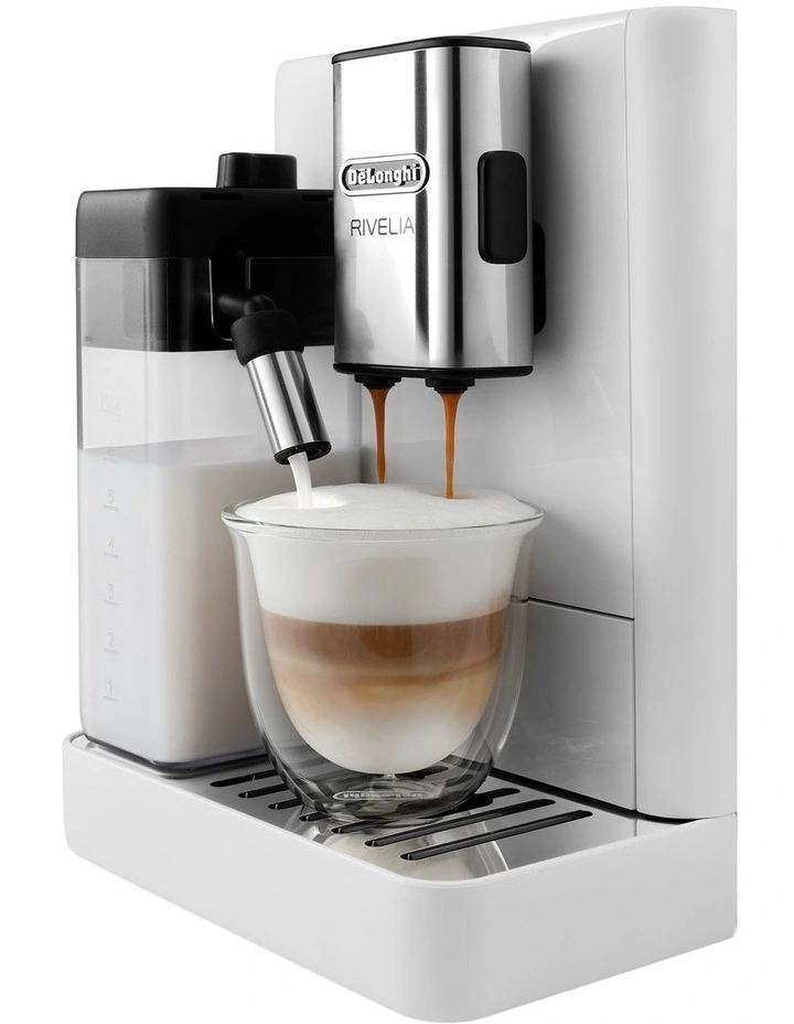 Rivelia With Cool Carafe Fully Automatic Coffee Machine in Arctic White EXAM44057W image 2