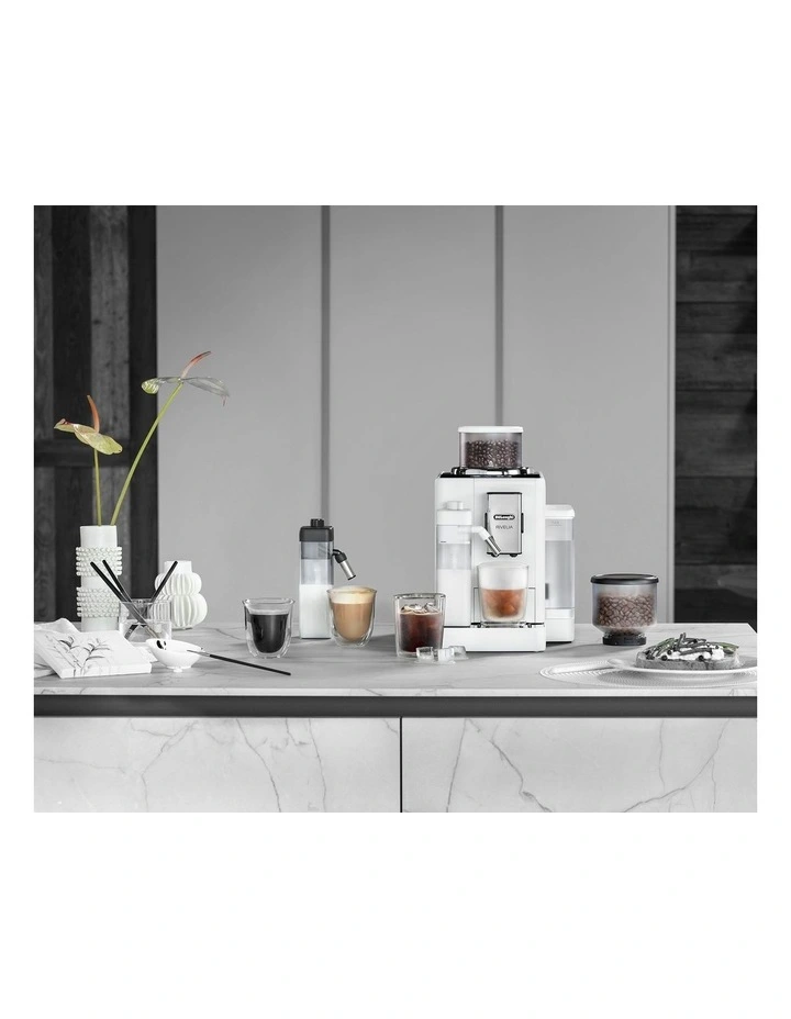Rivelia With Cool Carafe Fully Automatic Coffee Machine in Arctic White EXAM44057W image 7