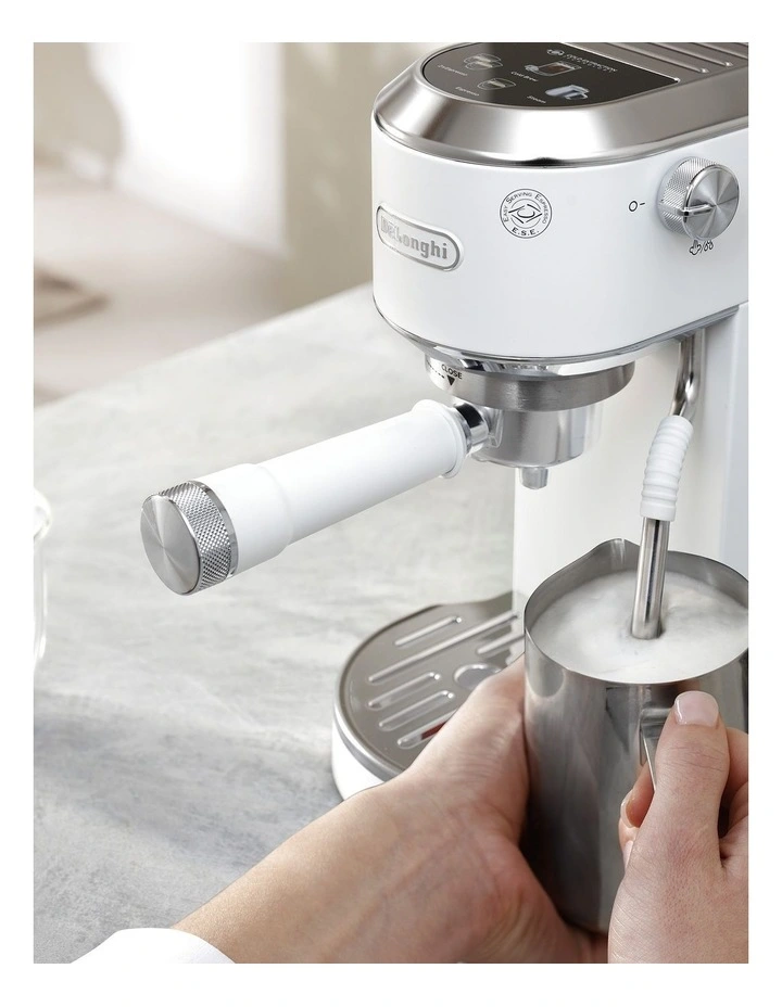 Dedica Duo with Cold Brew Manual Coffee Machine (EC890.WI) image 3