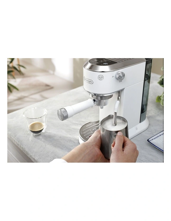 Dedica Duo with Cold Brew Manual Coffee Machine (EC890.WI) image 3