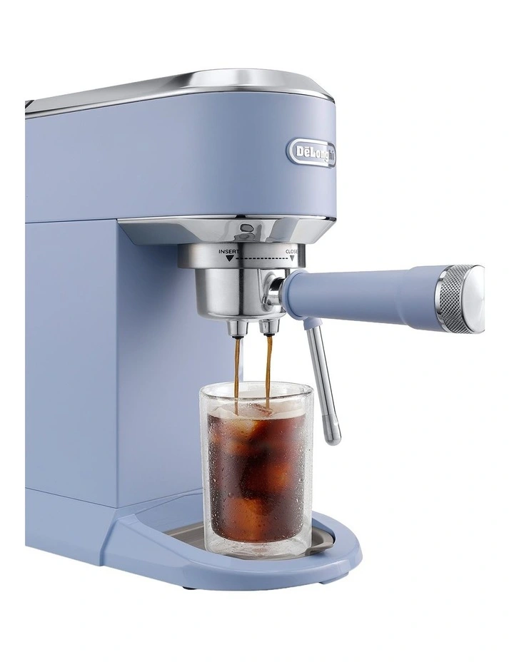 Dedica Duo with Cold Brew Manual Coffee Machine (EC890LA) image 3