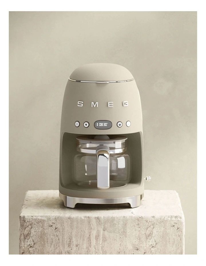 50's Style Drip Coffee Machine DCF02MLMAU in Moonlight Matte image 6
