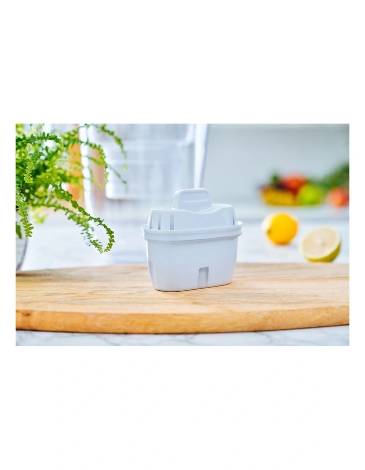 4-Stage X-Clean Micro Jug Filter 6 Pack (AWP212/31) in White image 6