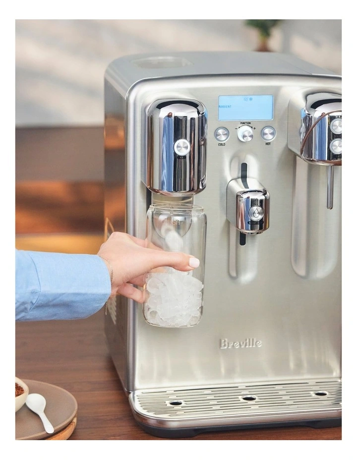 The AquaStation Ultimate in Brushed Stainless Steel LWA800BSS2IAN1 image 3