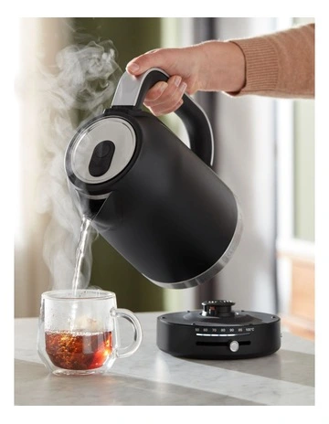 Electric Kettle 1.7L in Matte Black 5KEK1701ABM
