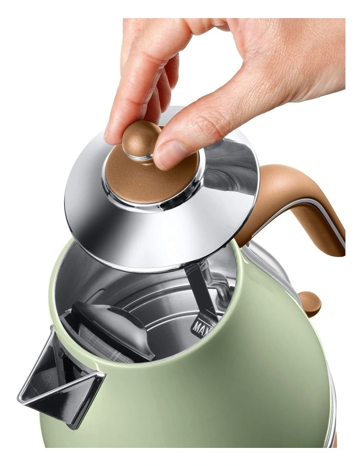 Icona Vintage Breakfast Kettle KBO2001.VGR + CTO2003.VGR Pack in Green image 4